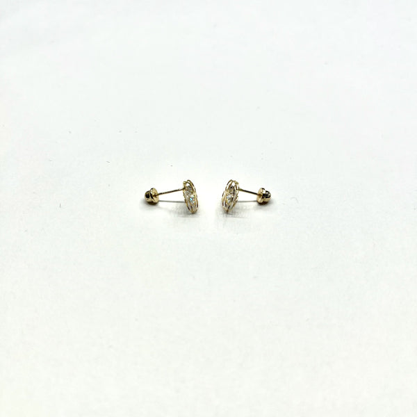14K Gold Stud Earrings with Delicate Floral Detail